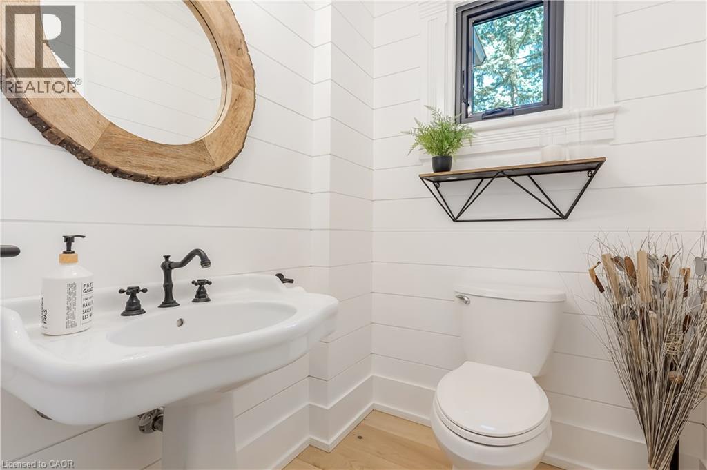 24 PARK Avenue thumbnail 31