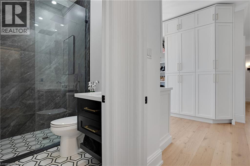 24 PARK Avenue thumbnail 43