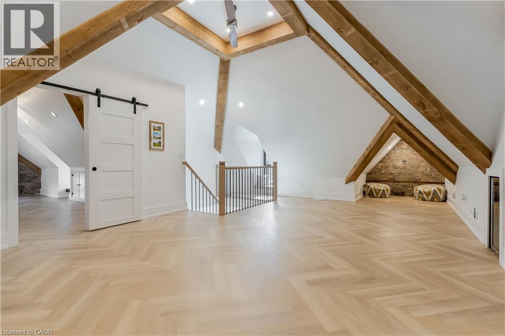 24 PARK Avenue thumbnail 45