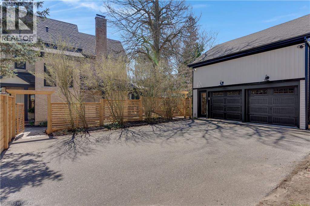 24 PARK Avenue thumbnail 9