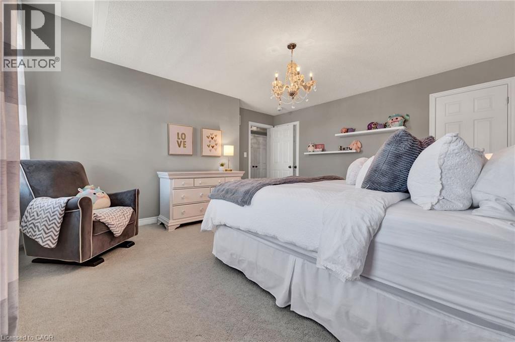 15 PIETER VOS Drive thumbnail 24