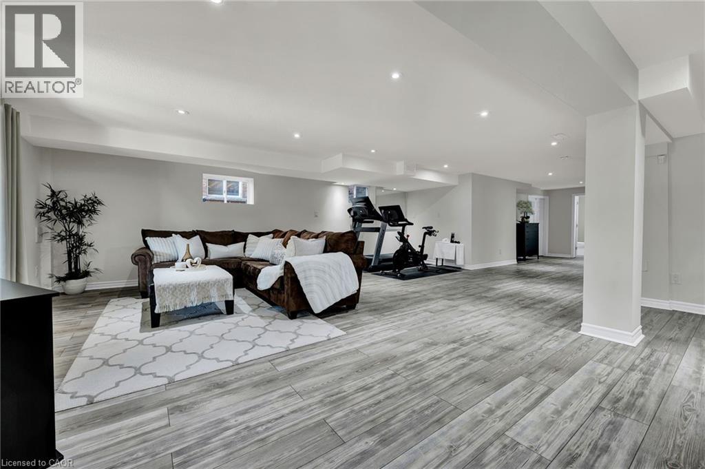 15 PIETER VOS Drive thumbnail 32