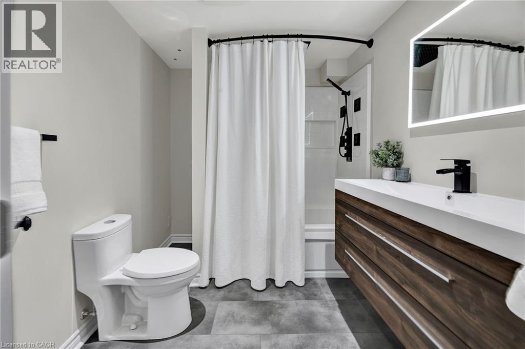 15 PIETER VOS Drive thumbnail 38