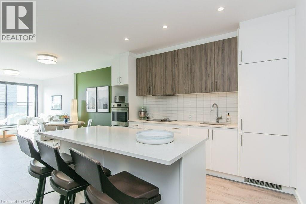 181 KING Street S Unit# 1010 thumbnail 8