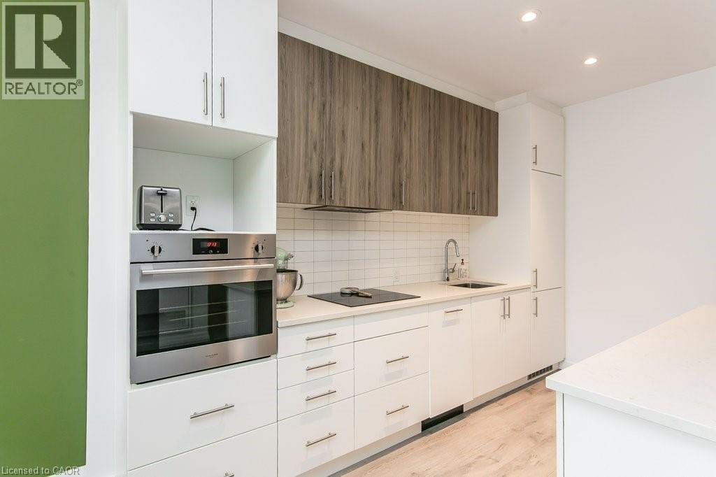 181 KING Street S Unit# 1010 thumbnail 11