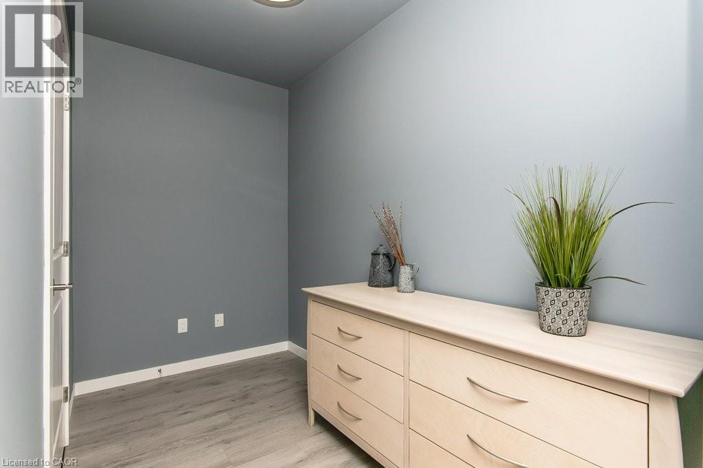 181 KING Street S Unit# 1010 thumbnail 23