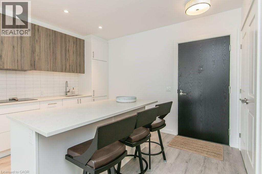 181 KING Street S Unit# 1010 thumbnail 6