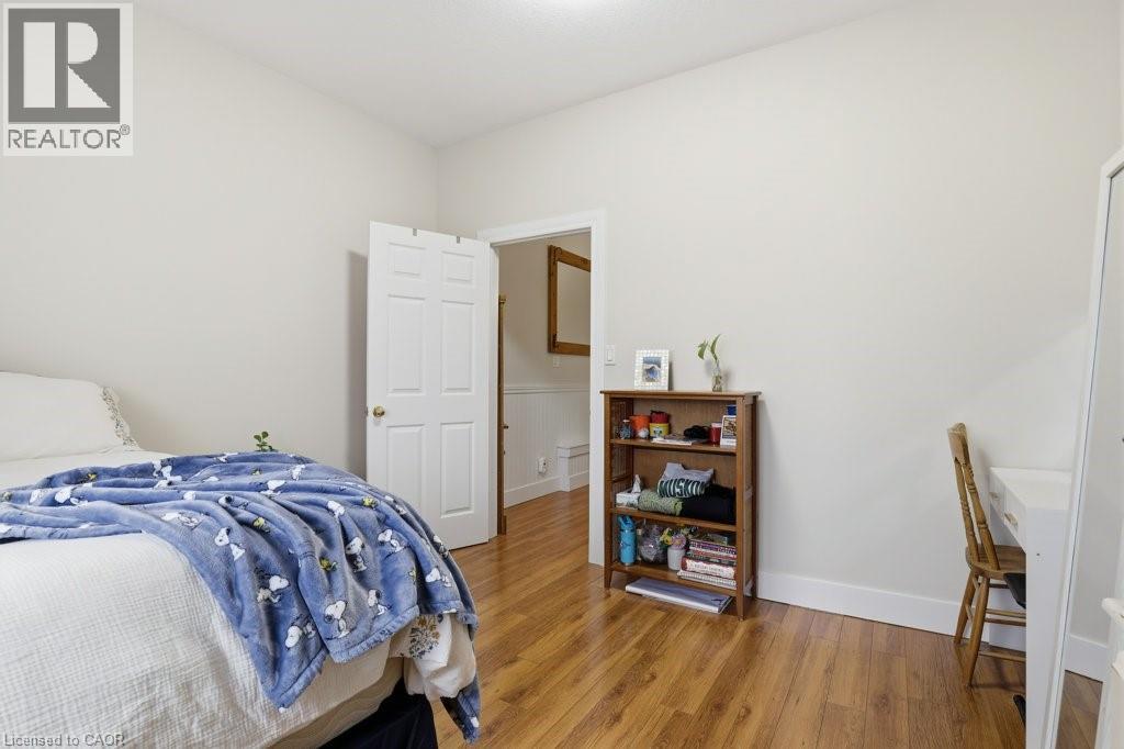 152 LASCHINGER Boulevard thumbnail 16