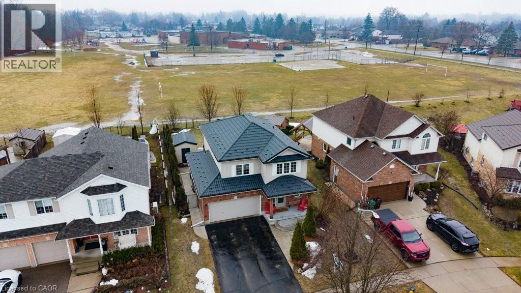 152 LASCHINGER Boulevard thumbnail 32