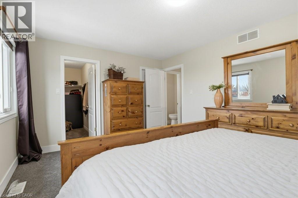 152 LASCHINGER Boulevard thumbnail 12