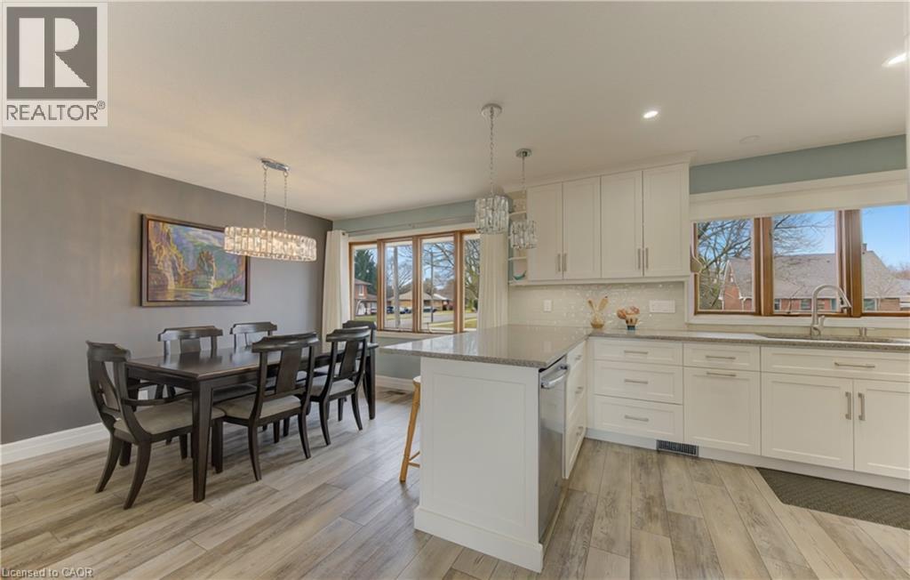 449 GREENFIELD Avenue thumbnail 12