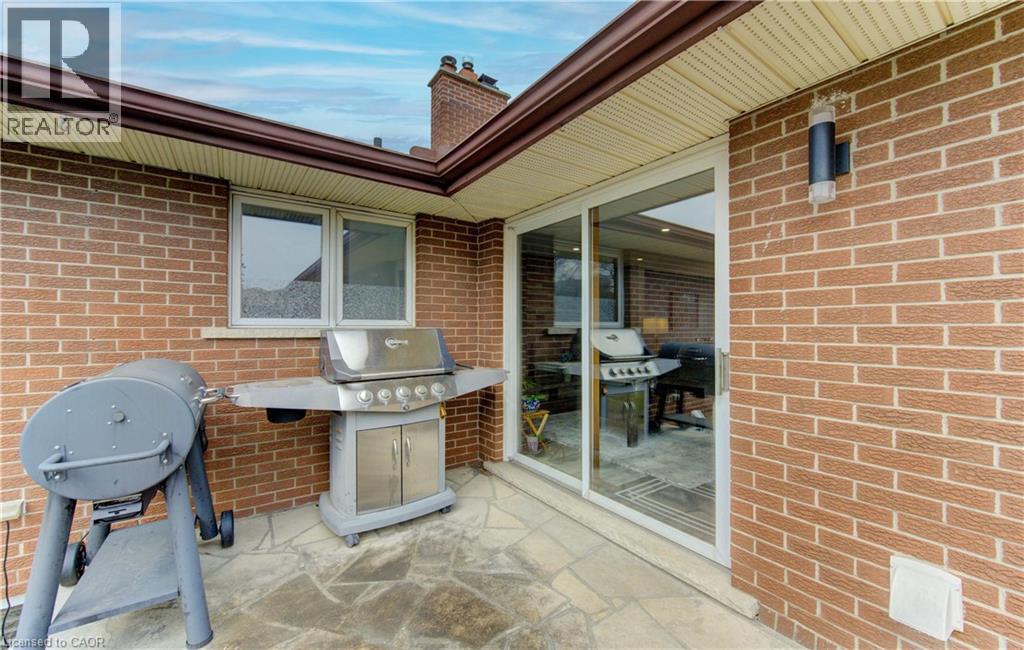 449 GREENFIELD Avenue thumbnail 38