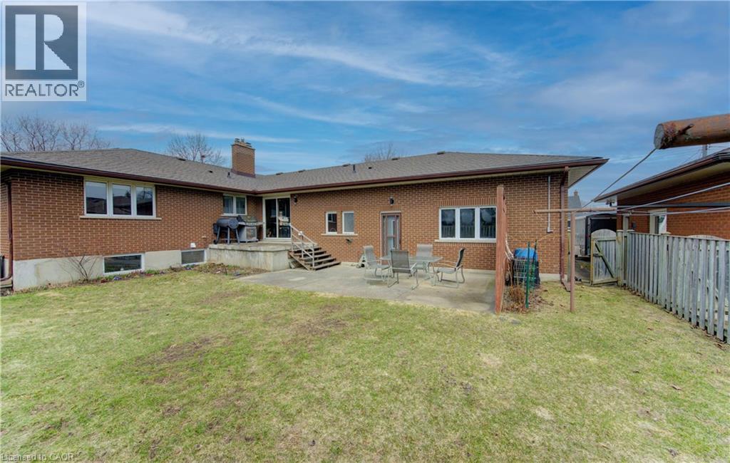 449 GREENFIELD Avenue thumbnail 33