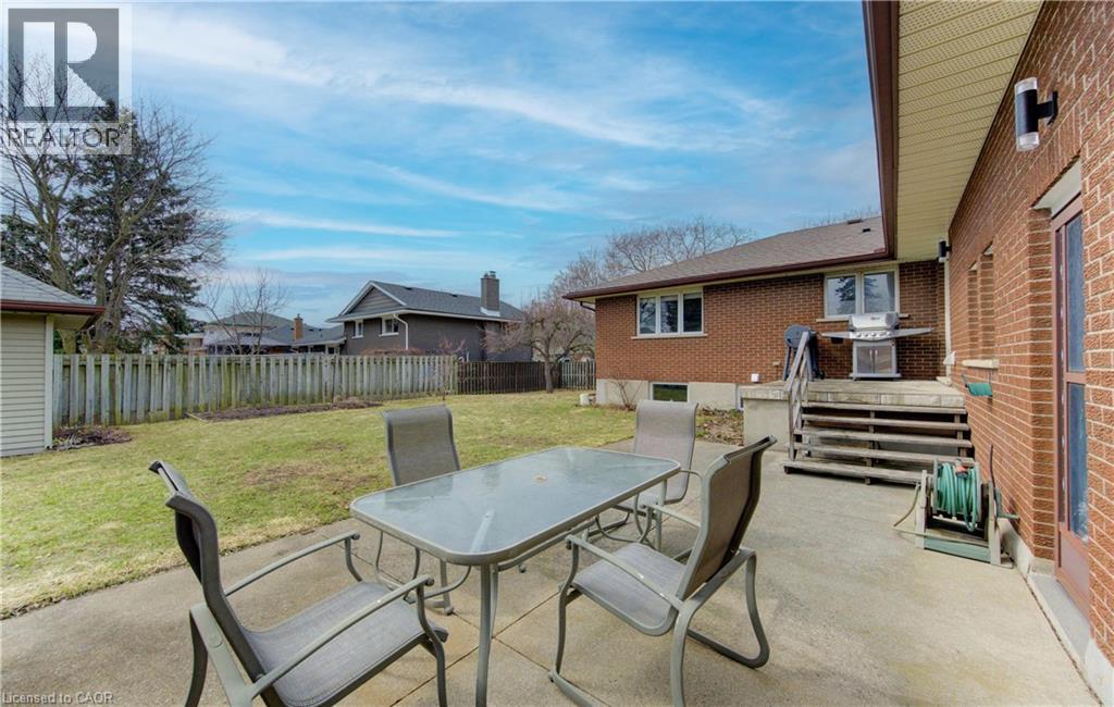 449 GREENFIELD Avenue thumbnail 36