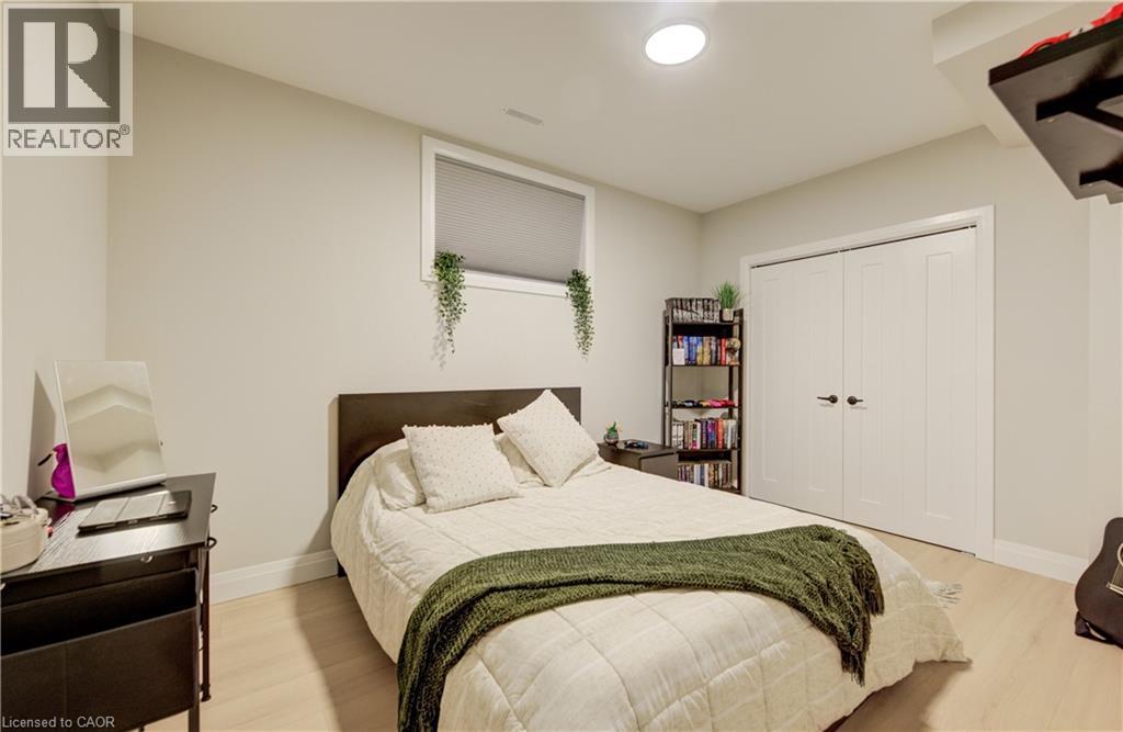 86 IRONHORSE Drive thumbnail 31