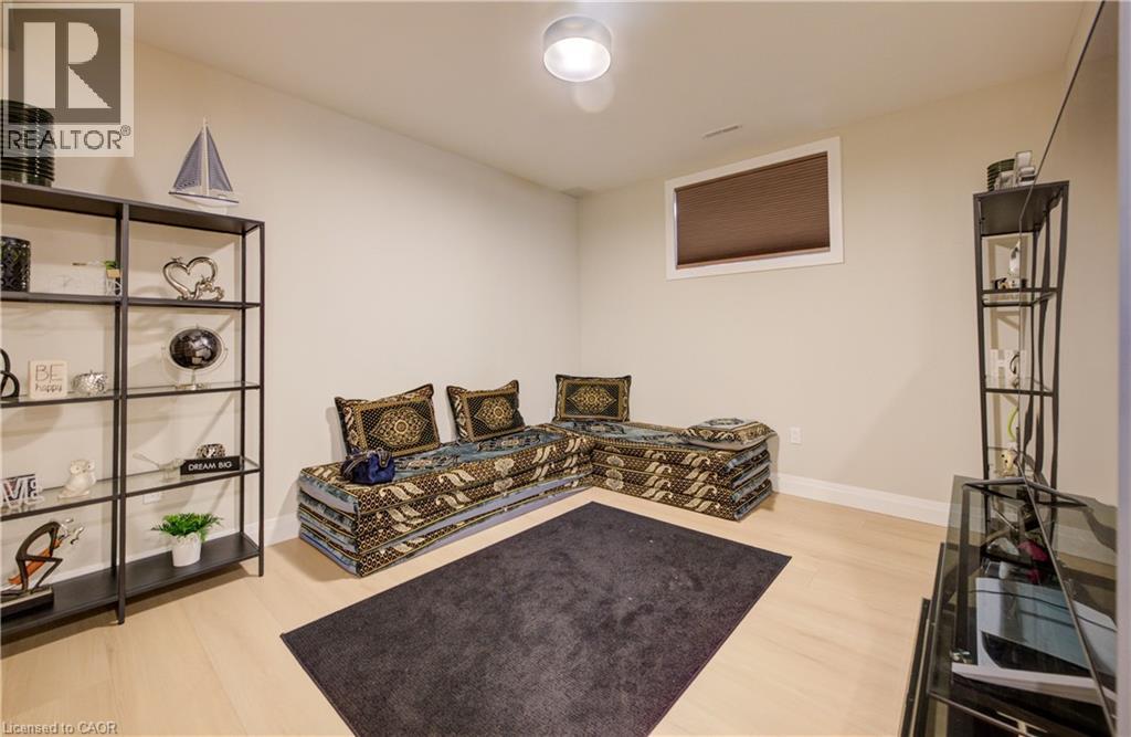 86 IRONHORSE Drive thumbnail 34