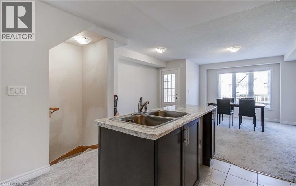 582 LINDEN Street thumbnail 6