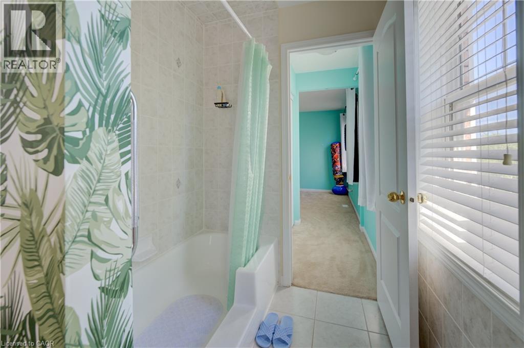 12 BUGDALE Drive thumbnail 27