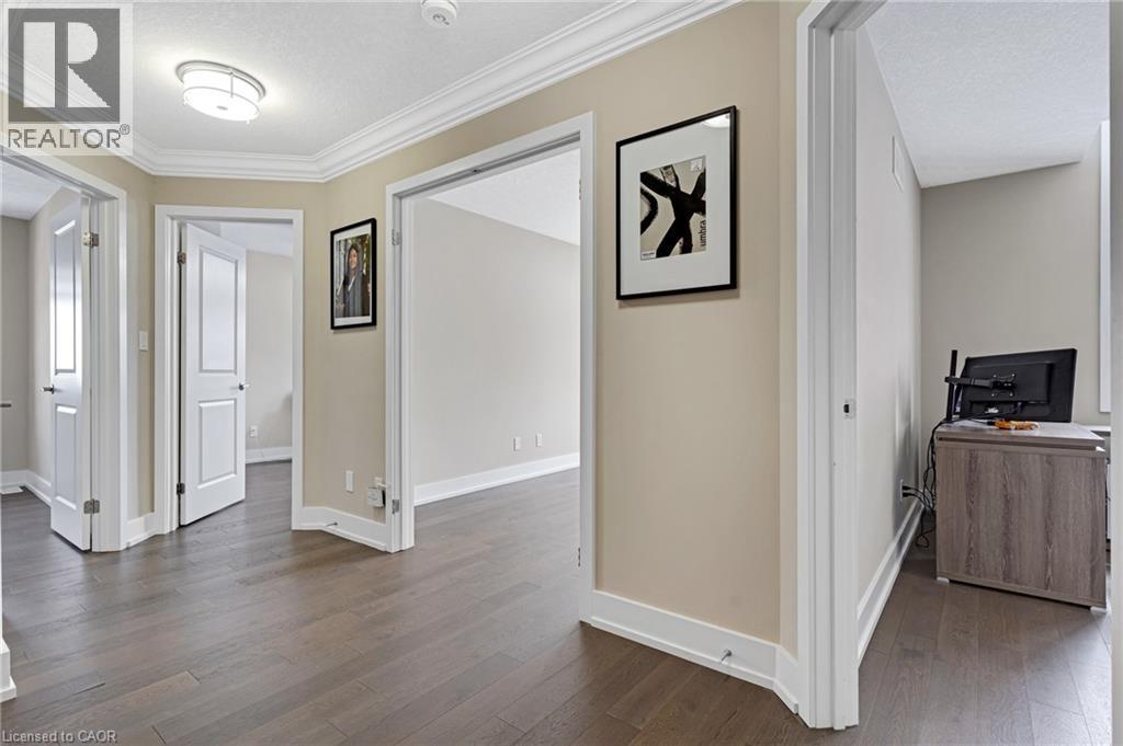 900 PONDCLIFFE Court thumbnail 25