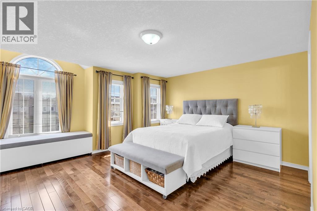 22 DAHLIA Street thumbnail 17