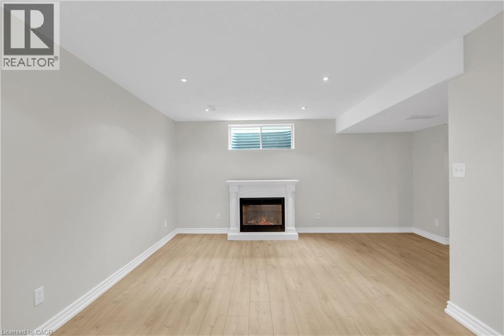 22 DAHLIA Street thumbnail 32