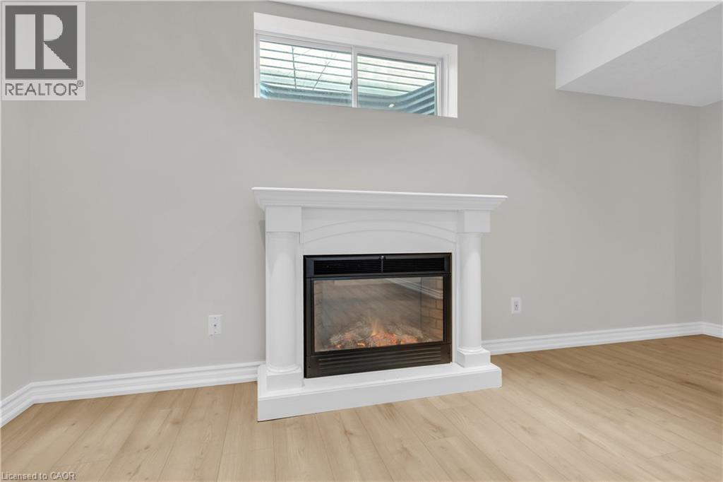 22 DAHLIA Street thumbnail 33