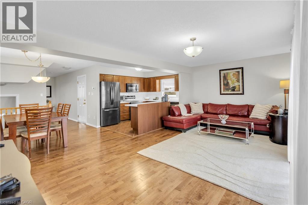 22 DAHLIA Street thumbnail 10