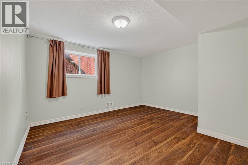 14 HEARTHBRIDGE Street thumbnail 41