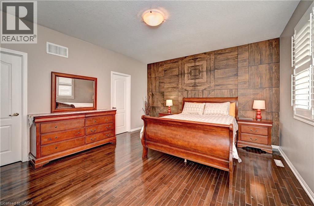 48 OSGOODE Street thumbnail 18