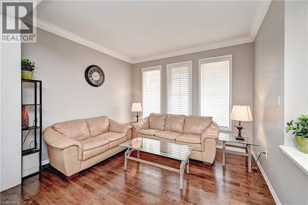 48 OSGOODE Street thumbnail 4