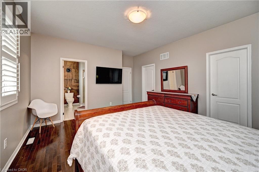 48 OSGOODE Street thumbnail 16