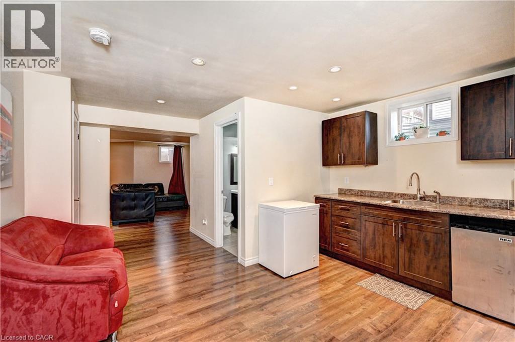 48 OSGOODE Street thumbnail 29