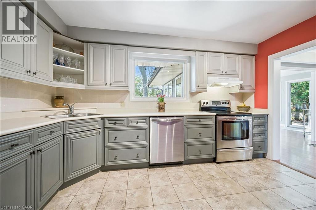 47 HILLCREST Lane thumbnail 15