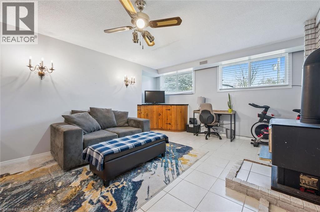 47 HILLCREST Lane thumbnail 28