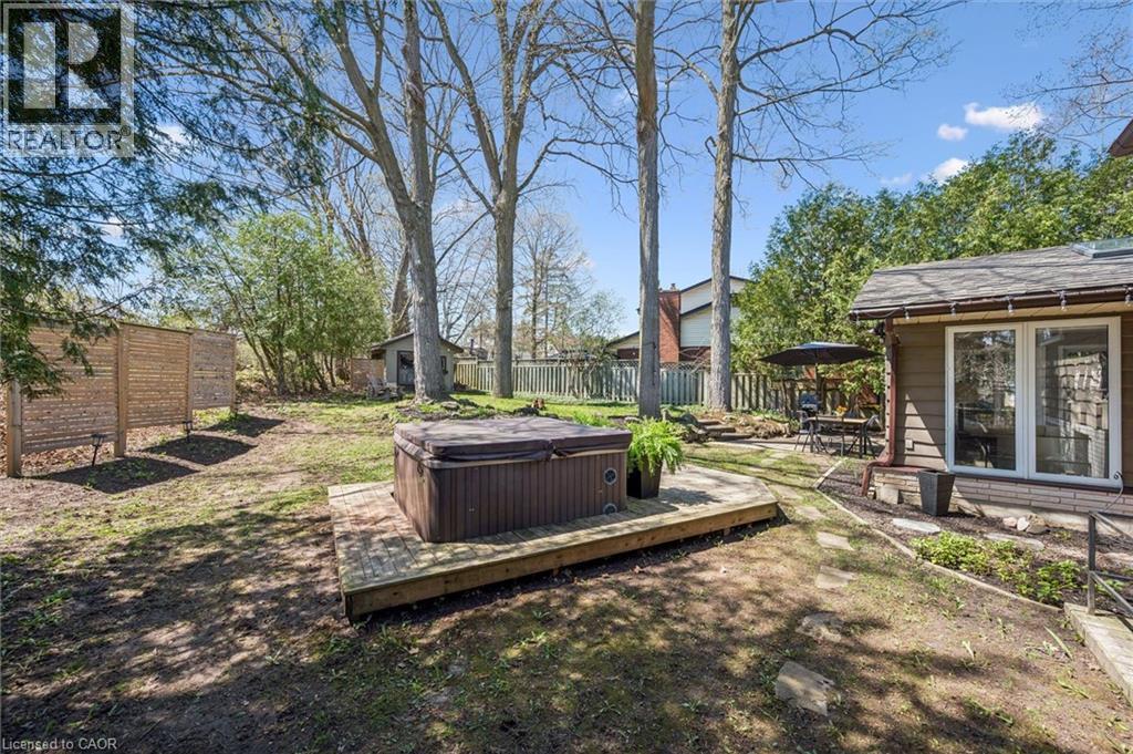 47 HILLCREST Lane thumbnail 32