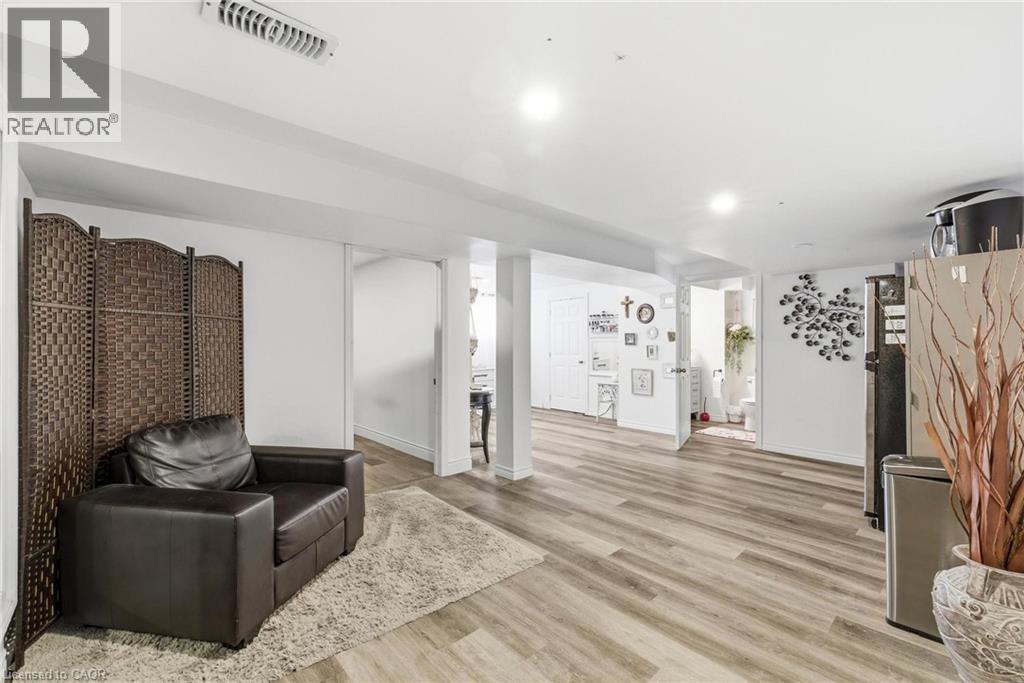 96 STAMFORD Street thumbnail 32