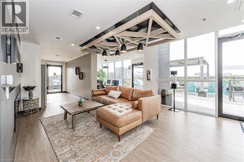 60 CHARLES Street W Unit# 1902 thumbnail 35