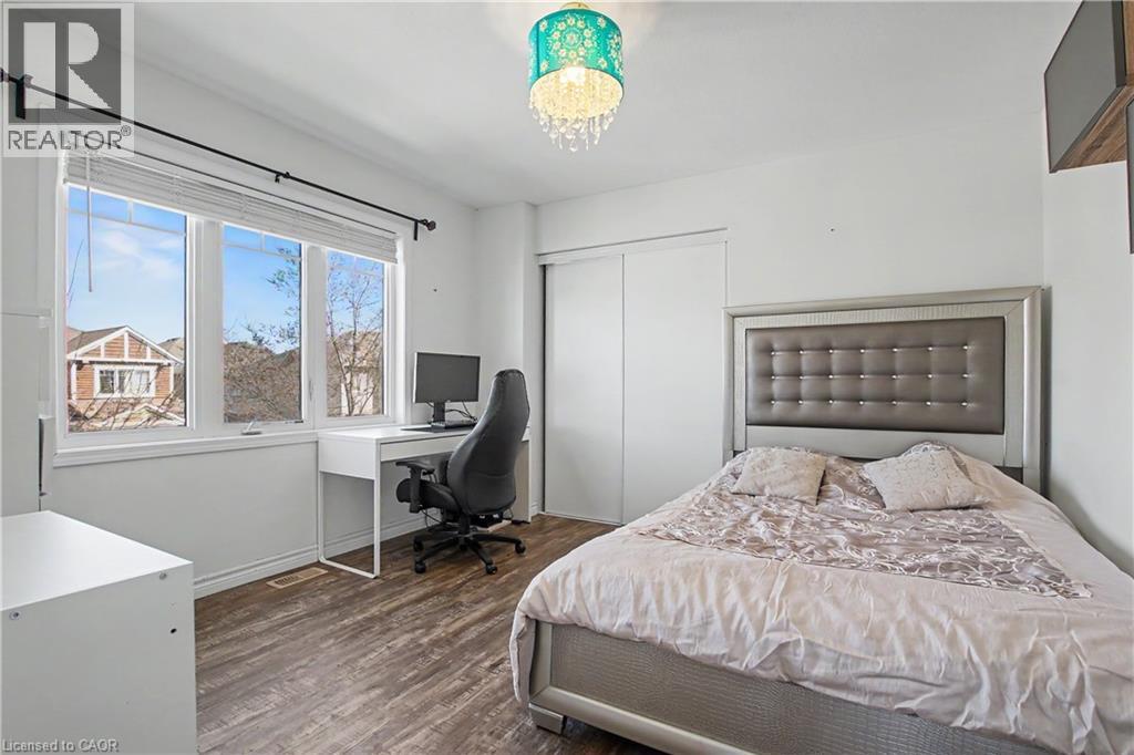 60 POSTMASTER Drive thumbnail 19