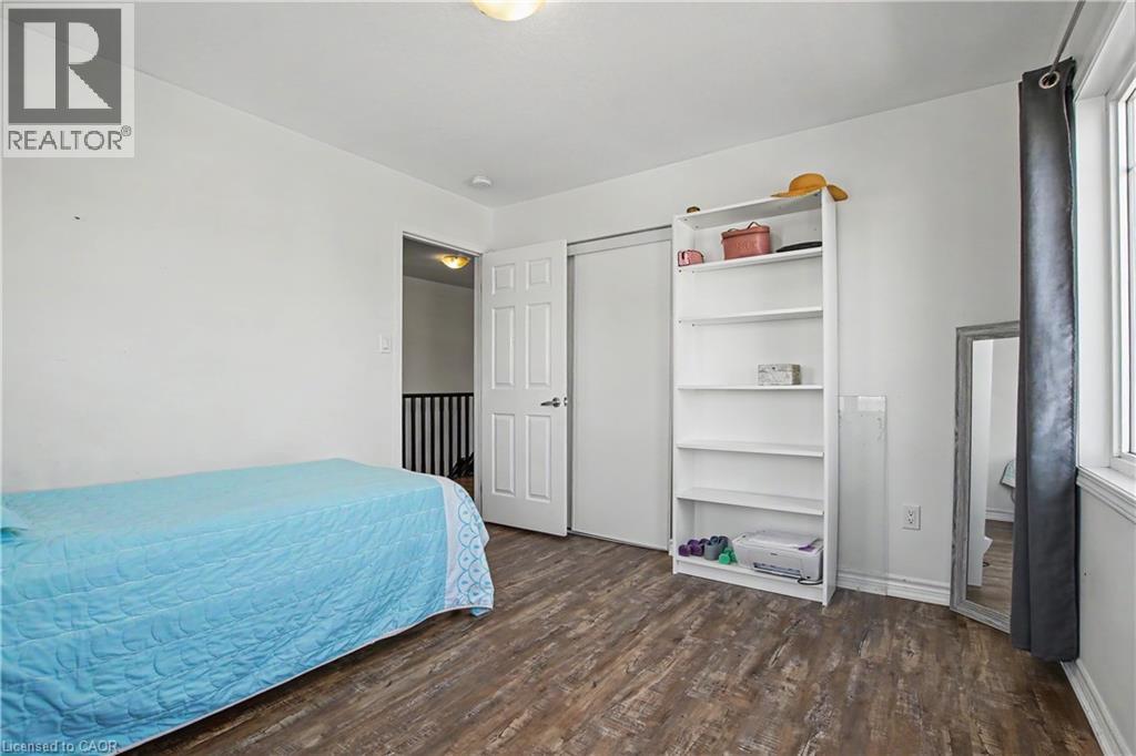 60 POSTMASTER Drive thumbnail 22