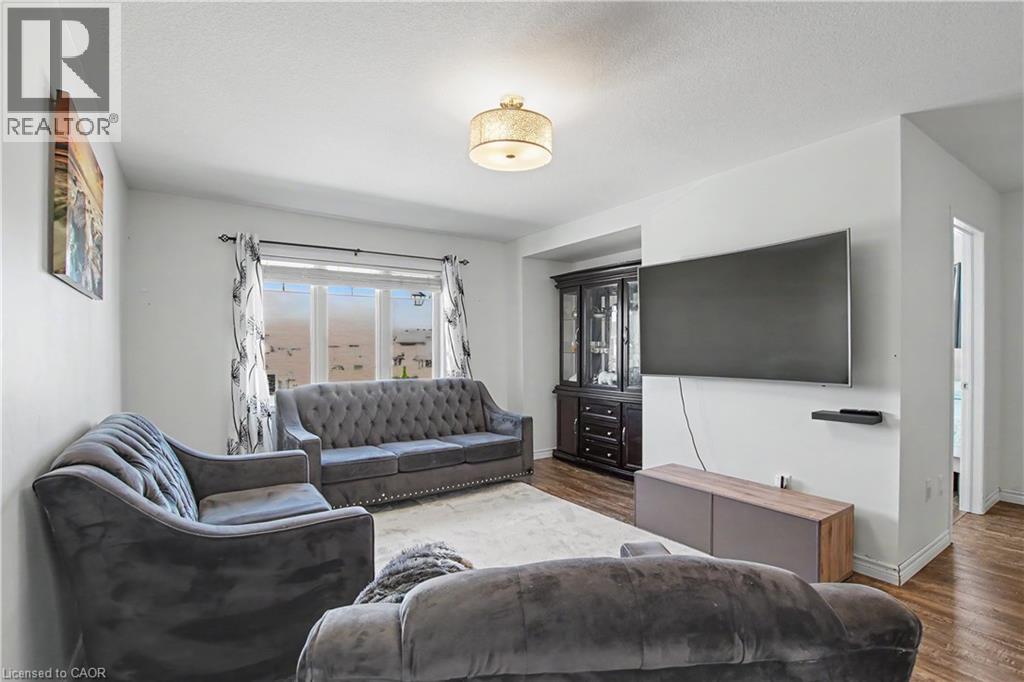 60 POSTMASTER Drive thumbnail 16