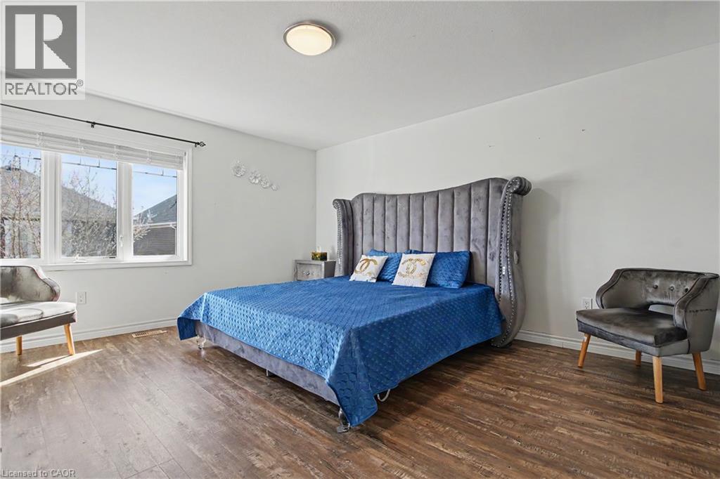 60 POSTMASTER Drive thumbnail 24