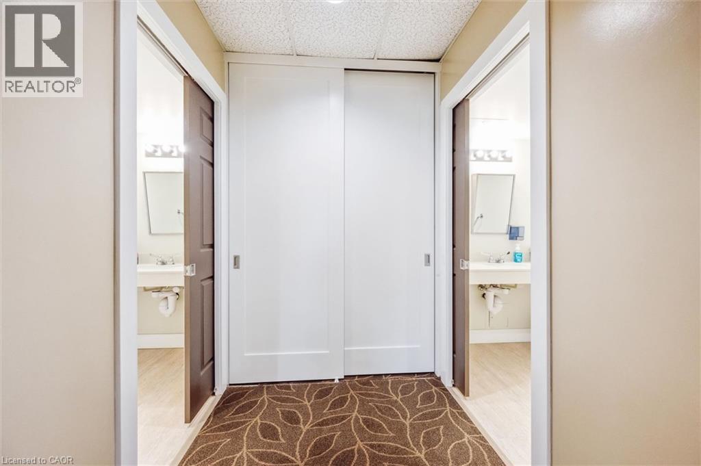 265 WESTCOURT Place Unit# 1010 thumbnail 36