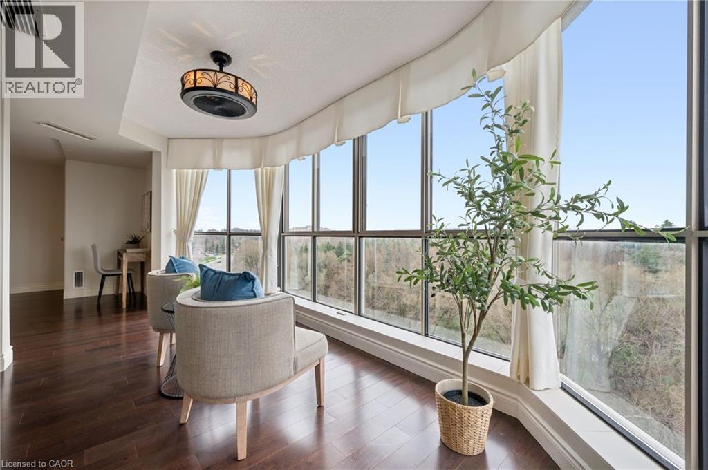 265 WESTCOURT Place Unit# 1010 thumbnail 10