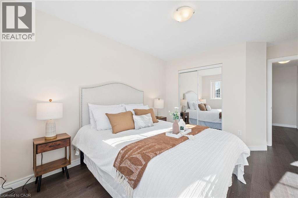 649 DOON SOUTH Drive thumbnail 27