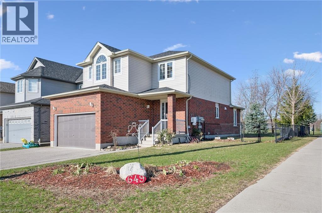 649 DOON SOUTH Drive thumbnail 4