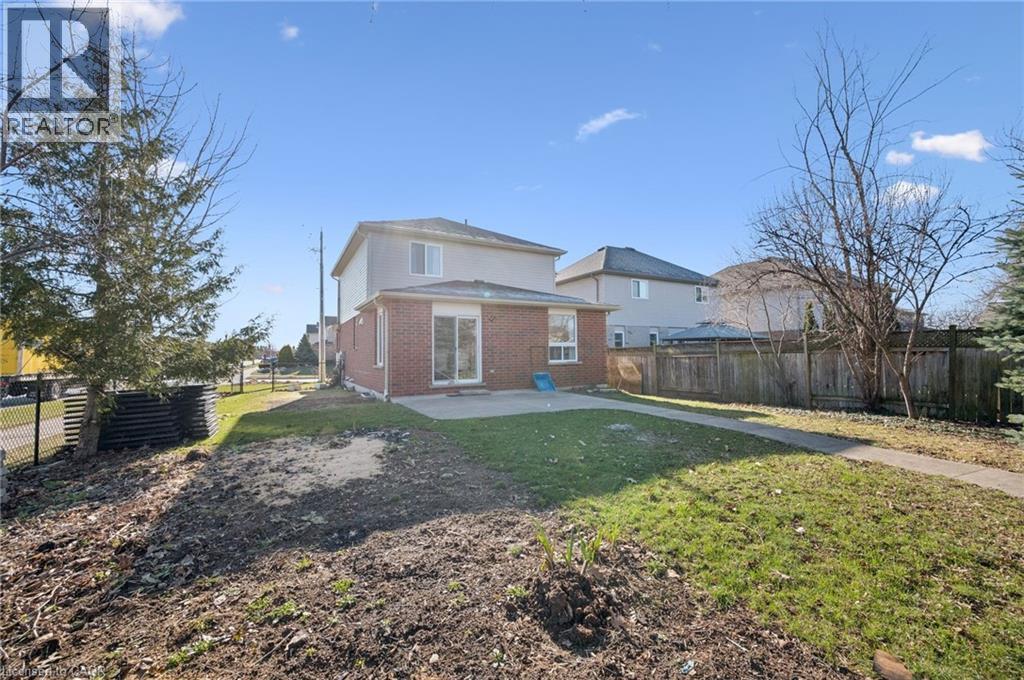 649 DOON SOUTH Drive thumbnail 35