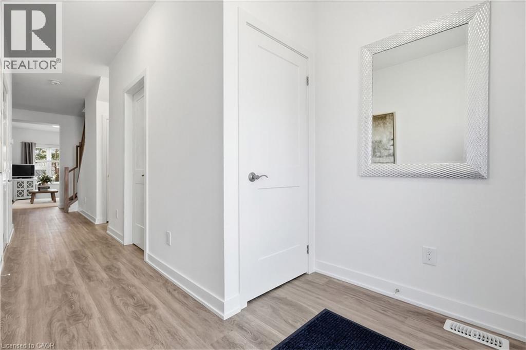 110 FERGUS Avenue Unit# 22 thumbnail 6