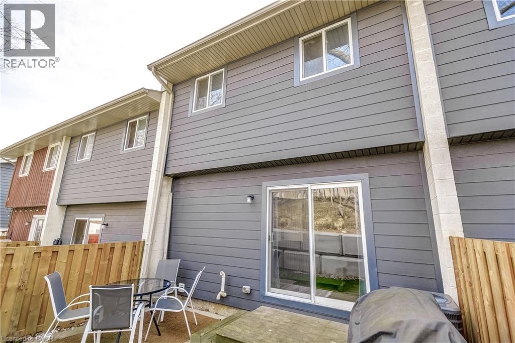 135 S CHALMERS Street S Unit# 18 thumbnail 32