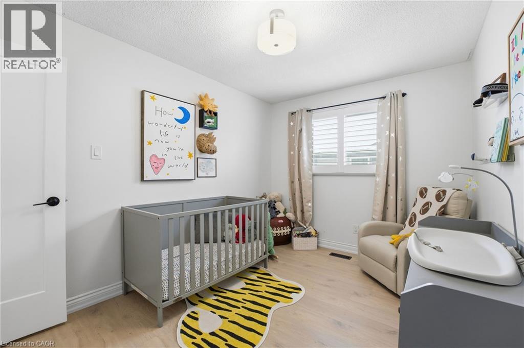 104 CINDY Avenue thumbnail 15