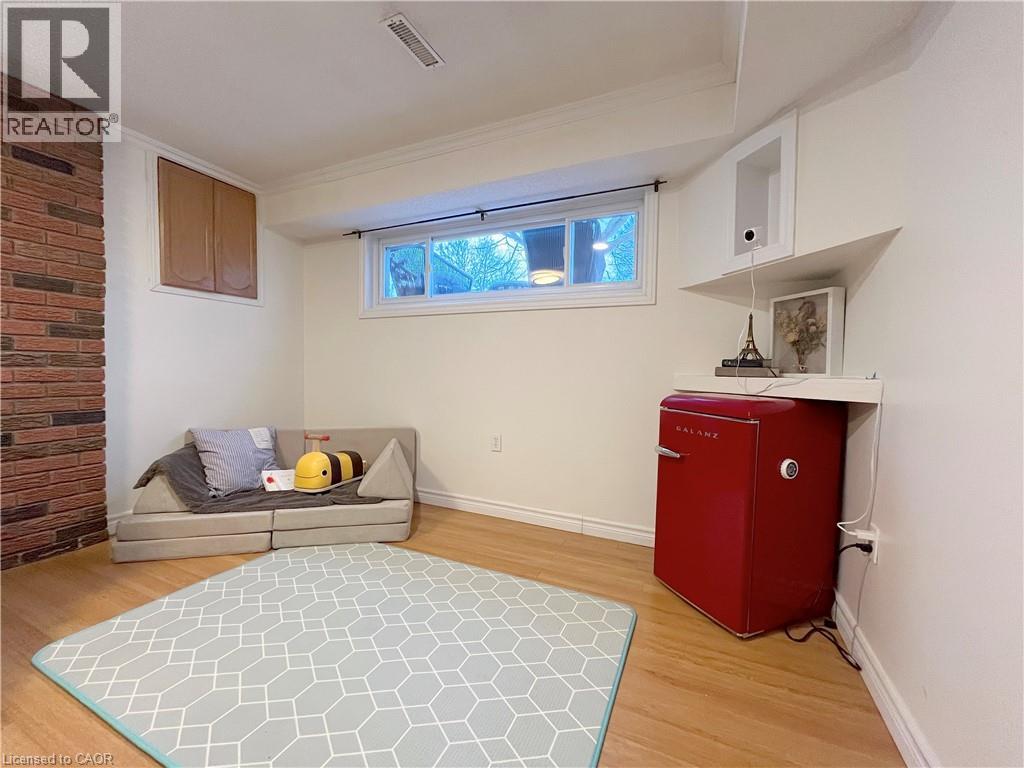 104 CINDY Avenue thumbnail 21